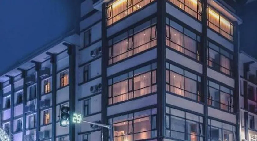 Magnotel Hotel-Luanyang Luanchuan Changchun Road Cross Street